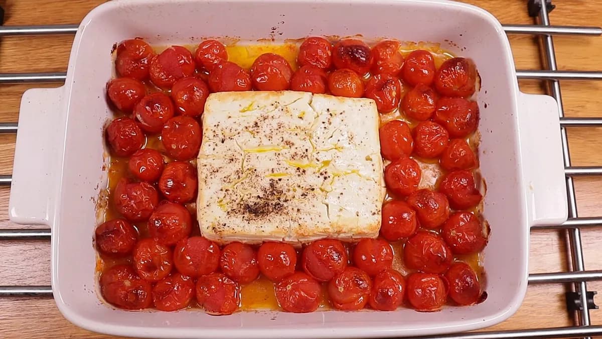 Photo of Baked feta and tomato pasta